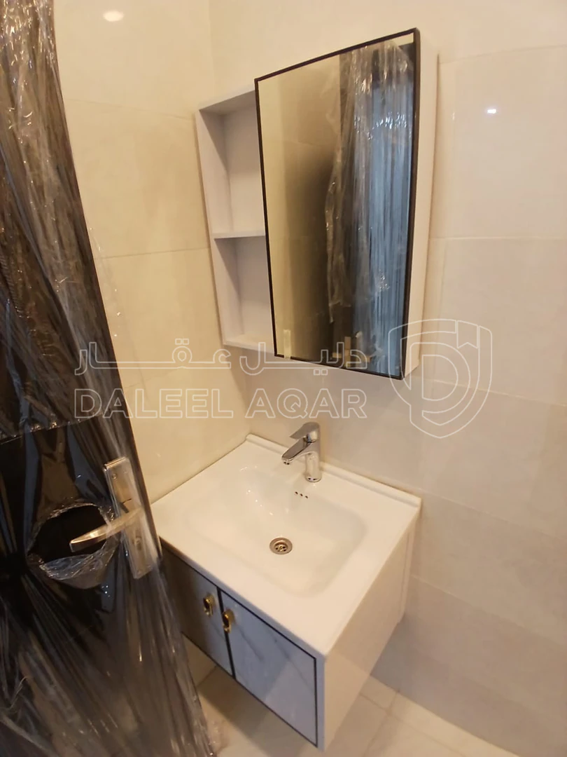 شقة في شرق عمان - طبربور  - 66,000 دأ - صورة 1